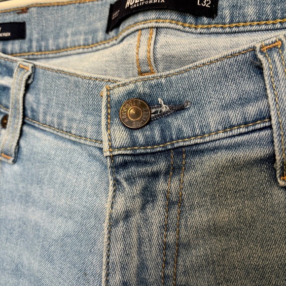 Hollister Men's Size 32 Jeans Skinny Epic Flex Essential Denim Light Wash School - Picture 5 of 10